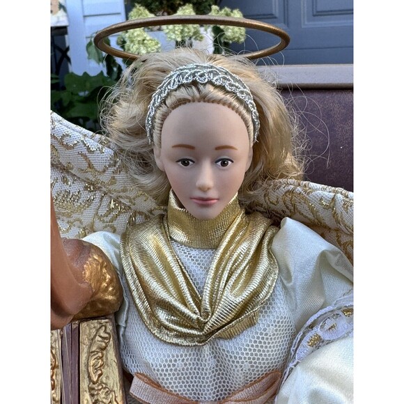 Vintage Holiday Creations Animated Christmas Angel Playing Harp Music 1995 - Picture 3 of 14